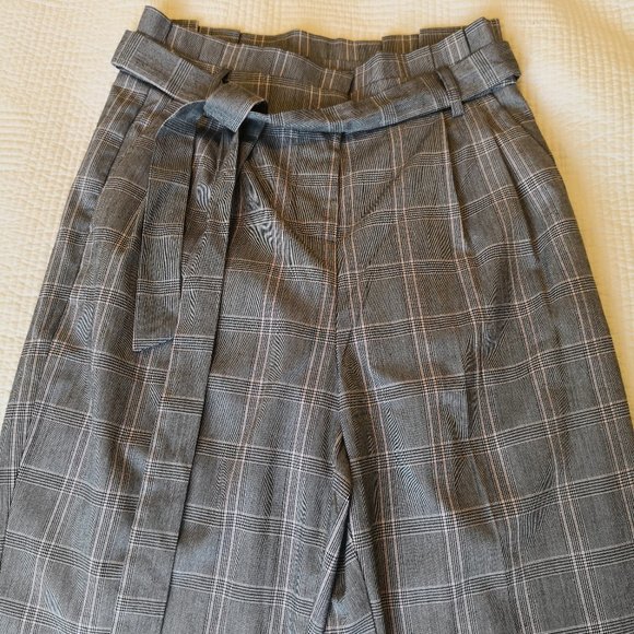 Le Chateau Plaid Check Print Paper Bag Pants - Picture 2 of 3